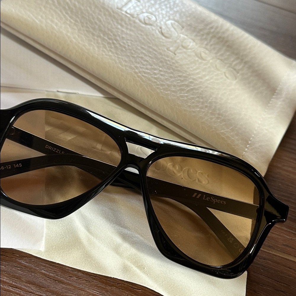 Le Specs Drizzle Black Light Brown Mono Sunglasses - Picture 5 of 12